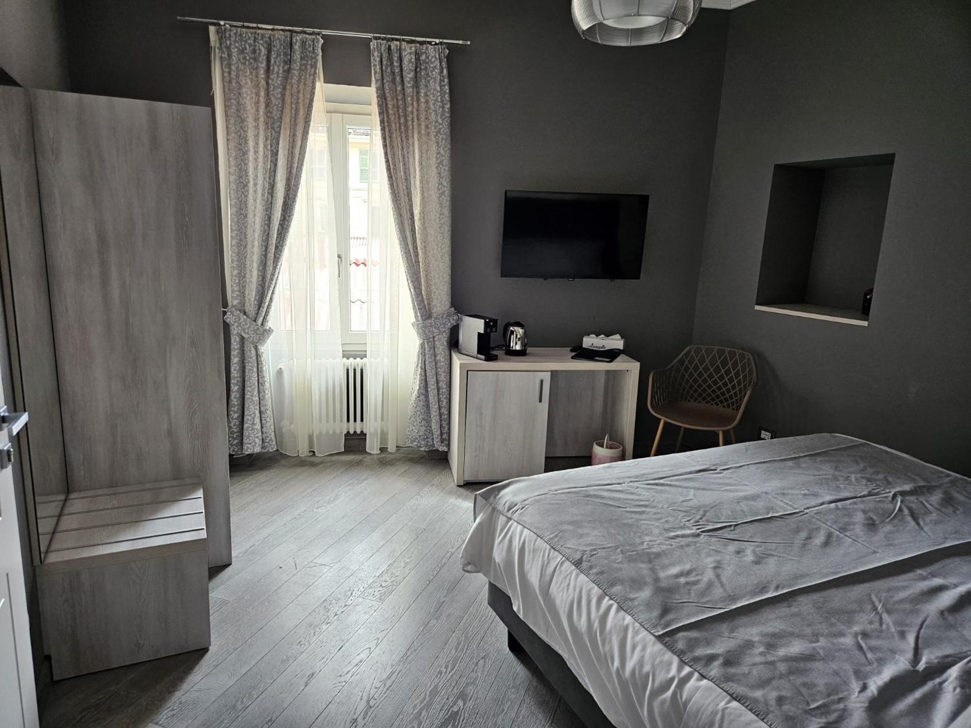 Prima Fila Premium Guest House Sanremo Exterior foto